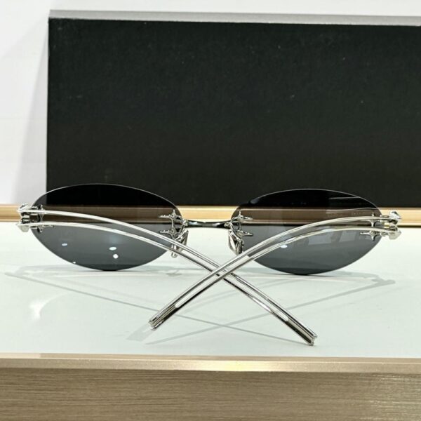 Gm-NODE-kinh-khong-gong